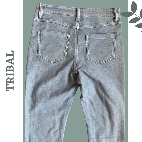 Tribal Women’s Stretch Pull On Capri Pant Washed Denim Look Front Rear Pockets - Picture 4 of 6